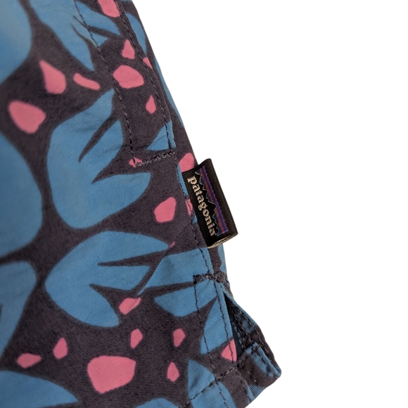 Patagonia Barely Baggies Blue Pink Floral Athletic Women's Shorts Small Outdoor - Picture 6 of 12